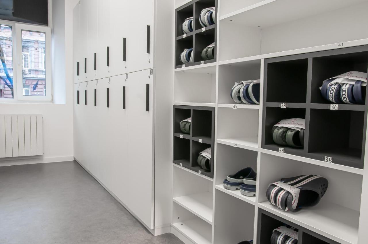 Av-2 Capsule Hotel Kiew Exterior foto